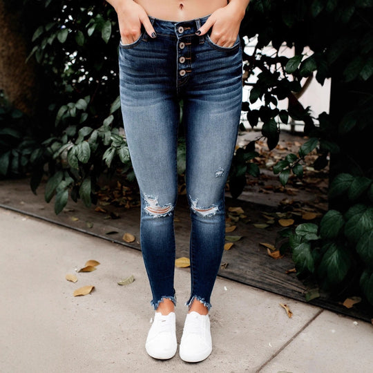 Damen Skinny Jeans mit Button-Fly und modischen Destroyed-Details EB
