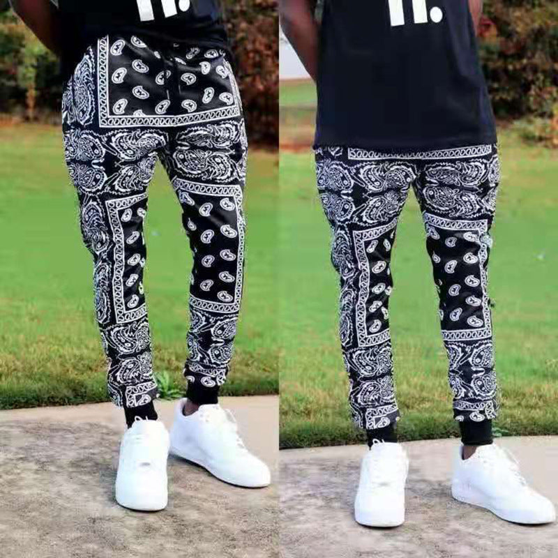 Herren Cargo-Jogginghose im extravaganten Paisley-Muster EB
