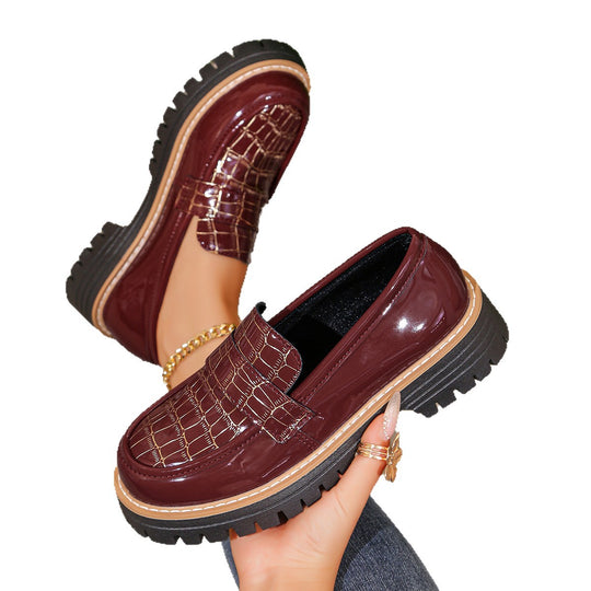 Damen Loafers mit glattem Obermaterial und robustem Profilsohle EB
