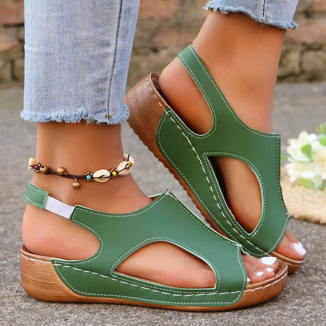 Damen Sandalen mit luftiger Schnittführung von EB