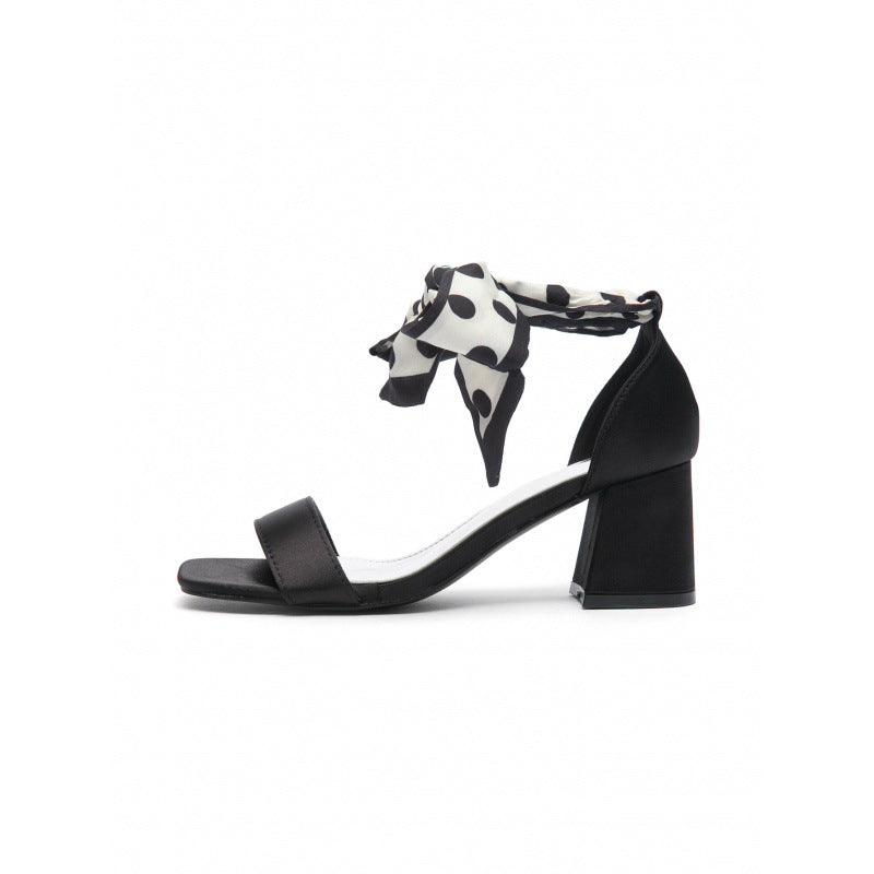Damen elegante Sandalen mit modischer Schleifenverzierung und komfortablem Blockabsatz EB