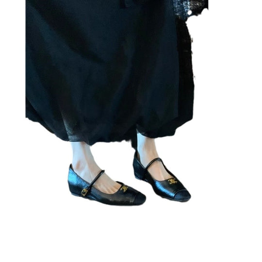 Damen elegante Ballerinas mit modischem Riemen und geschmackvollem Schmuckdetail EB