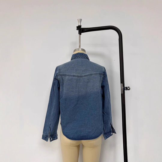 Damen lässige Denim-Bluse mit aufgesetzten Taschen und leicht tailliertem Schnitt EB