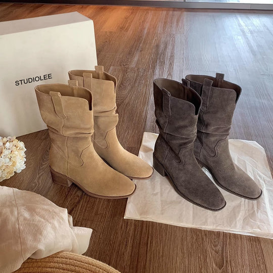 Damen Stiefeletten im modischen Western-Stil mit elegantem Falten-Design EB