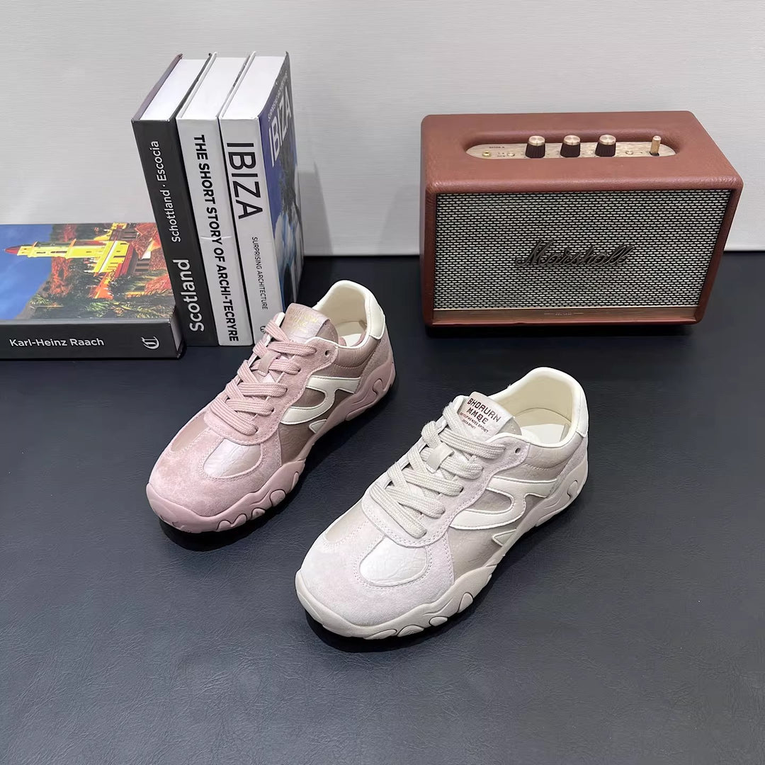 Damen modische Sneakers mit atmungsaktivem Obermaterial und innovativer Dämpfungstechnologie EB