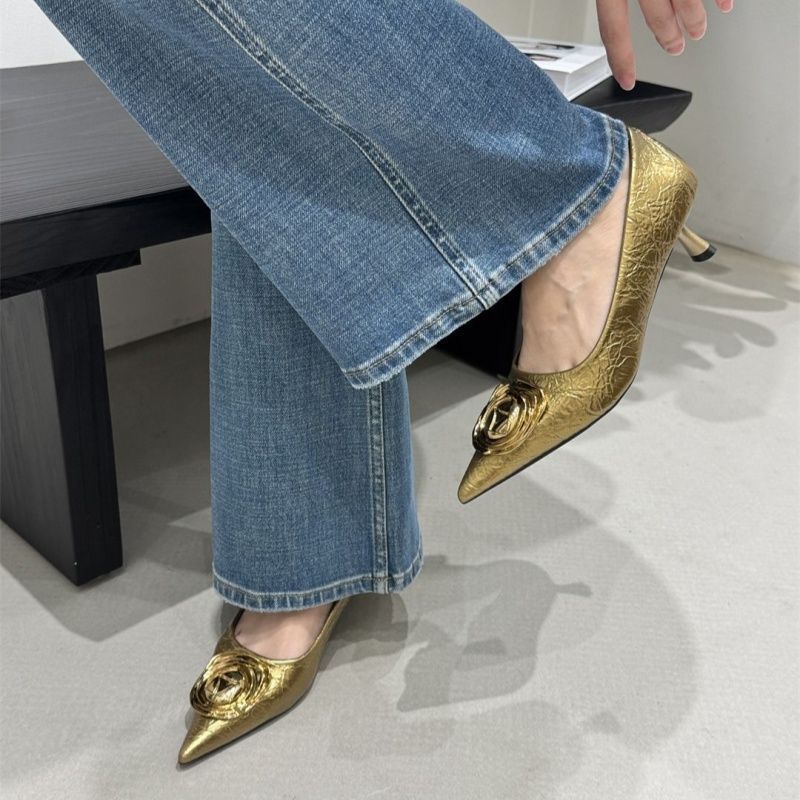 Damen spitze High Heels mit eleganten Blumendetails EB