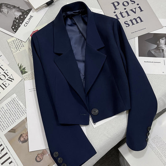 Damen nan kurzer taillierter Blazer mit markantem Revers und Ein-Knopf-Verschluss EB