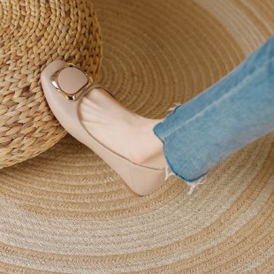 Damen Elegante Ballerinas mit funkelndem Schmuckdetail EB