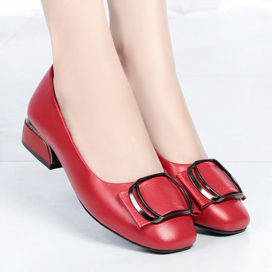Damen Elegant Pumps mit modischem Schmuckdetail und bequemen Blockabsatz EB