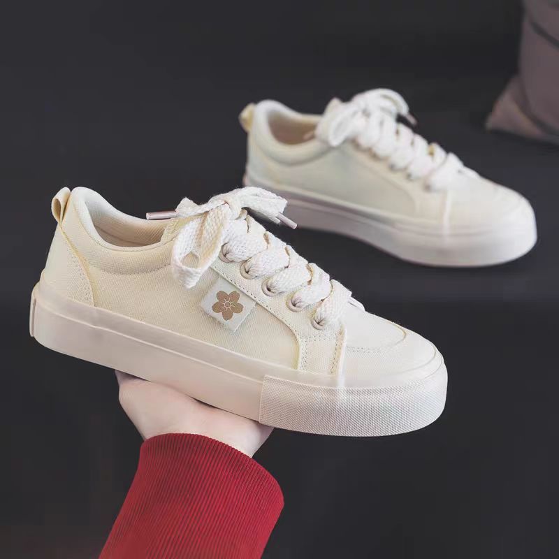 Damen Modische Sneakers aus hochwertigem Canvas mit eleganter Plattformsole EB