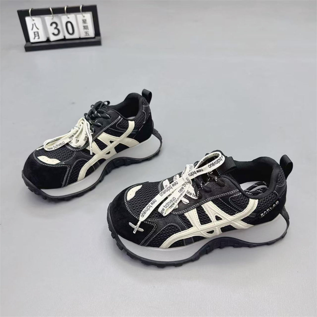 Damen sportliche Sneakers mit innovativer Dämpfungstechnologie und atmungsaktiver Obermaterialkombination EB
