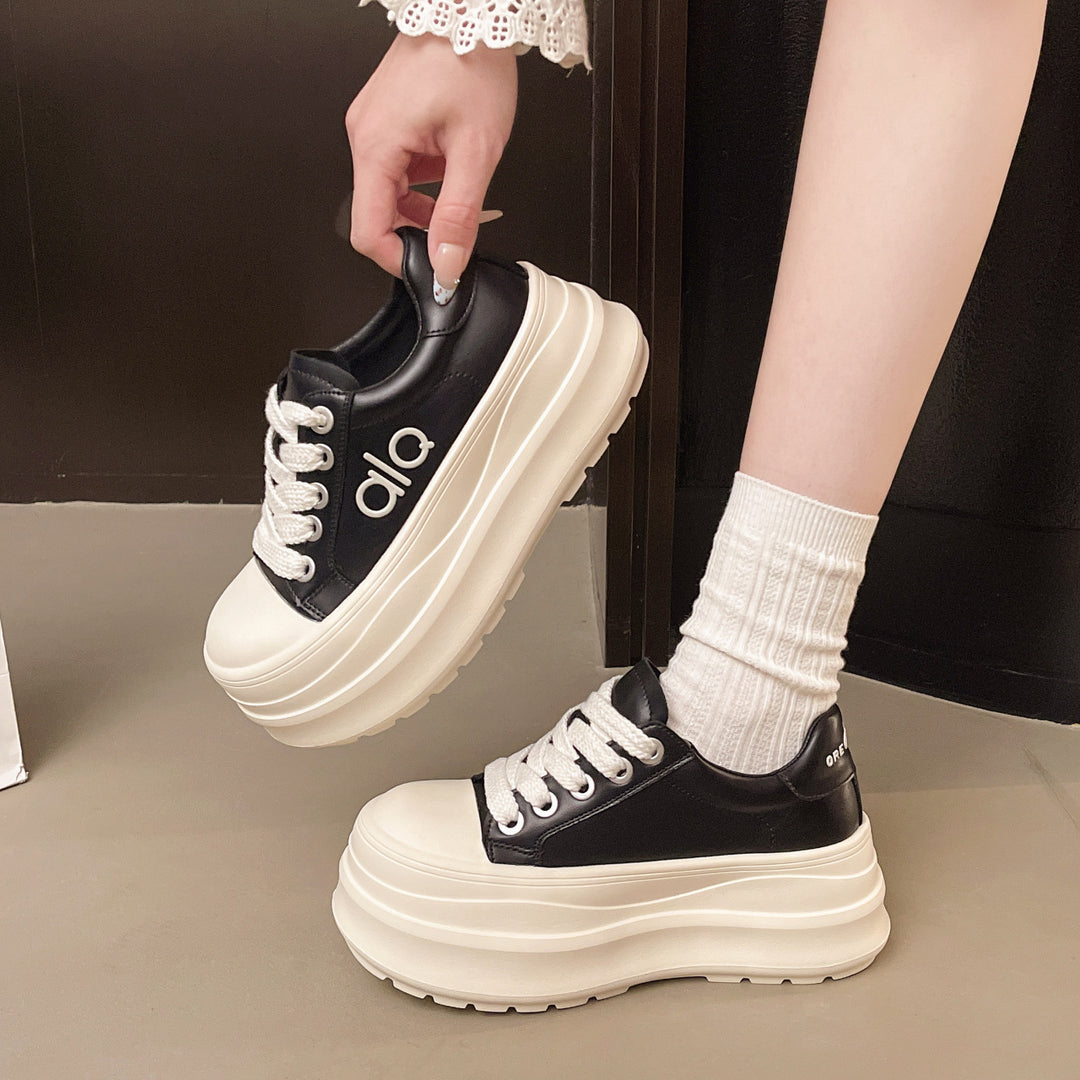 Damen Plattform Sneaker mit großzügiger Sohle und atmungsaktivem Obermaterial EB