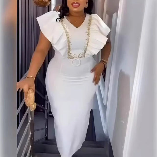 Damen Elegantes Maxikleid mit dekorativen Rüschen und schimmerndem Gürtel EB