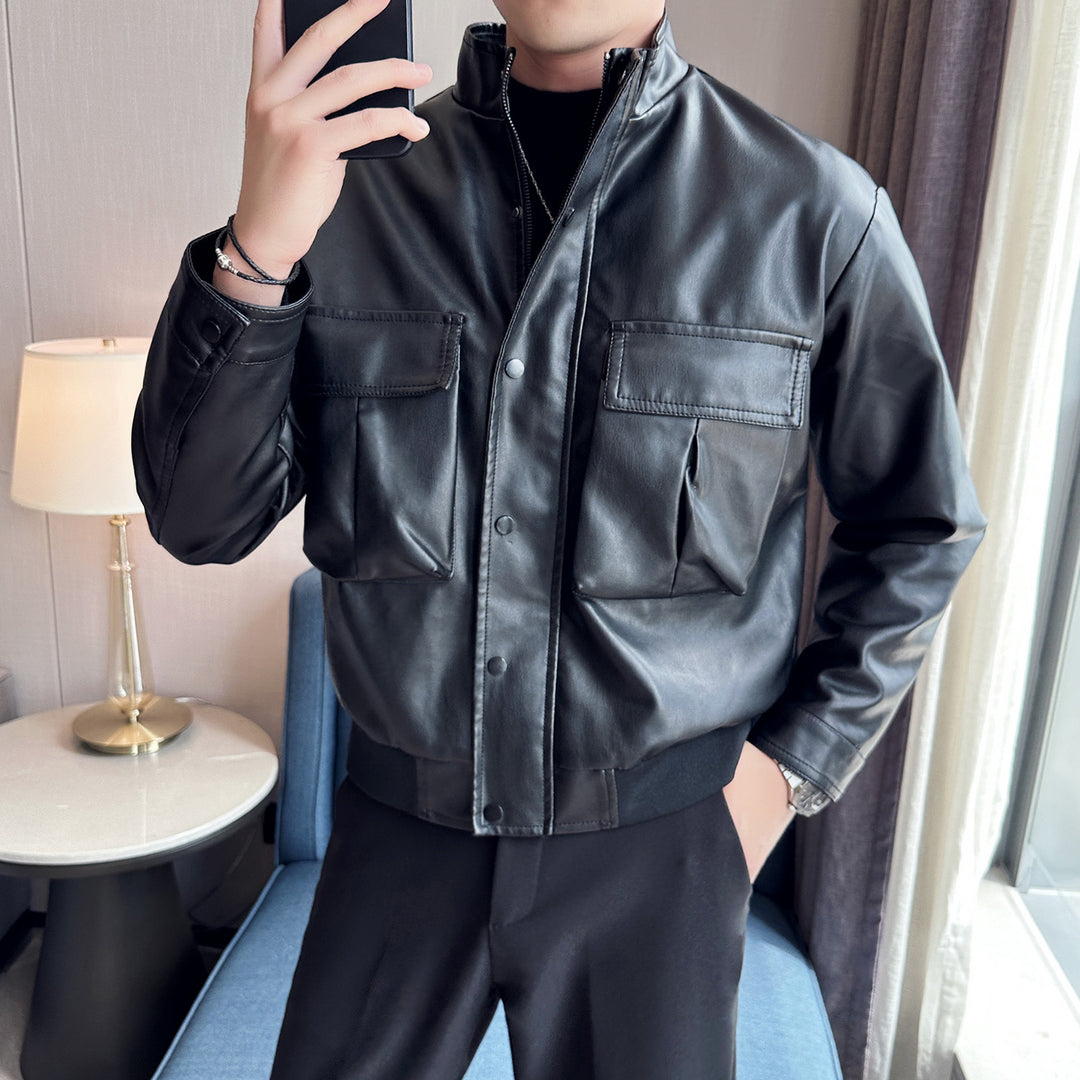 Herren Bikerjacke aus weichem Kunstleder mit praktischen Taschen und Stehkragen EB