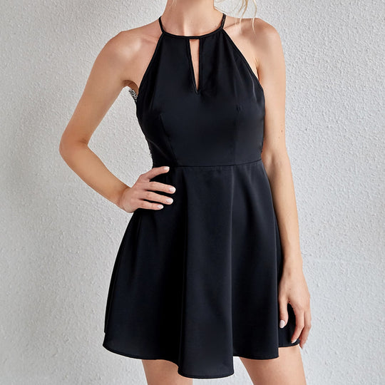 Damen elegantes Abendkleid mit tiefem Ausschnitt und fließendem Rock EB