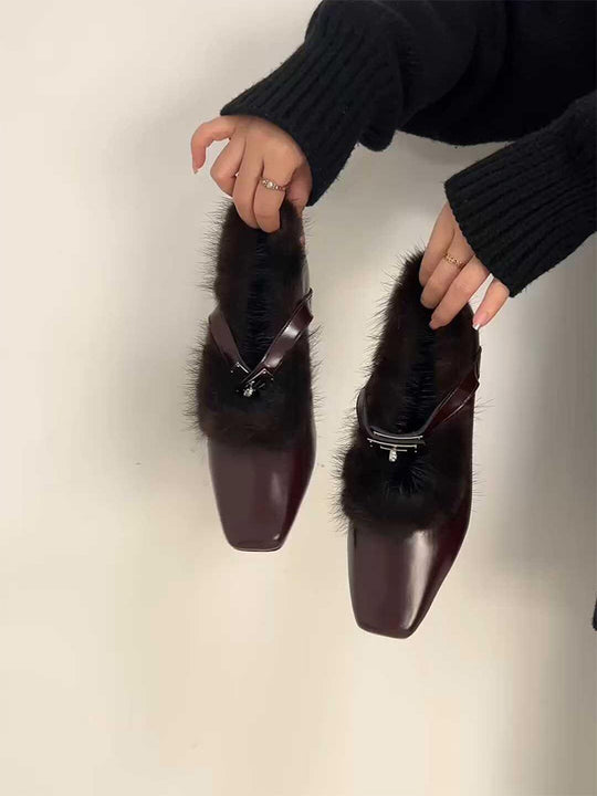 Damen elegante Pantoletten mit luxuriösem Fellbesatz EB