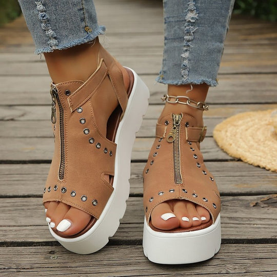 Damen Plattform-Sandalen mit Reißverschluss und dekorativen Ösen EB
