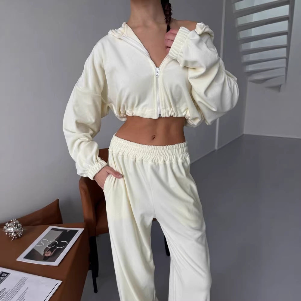Damen cropped Zip-Hoodie mit elastischem Saum und locker fallende Palazzo-Jogginghose Eichborn Berlin