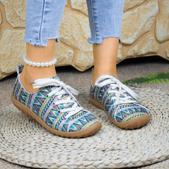 Damen Sneakers mit buntem Ethno-Muster und rutschfester Sohle EB