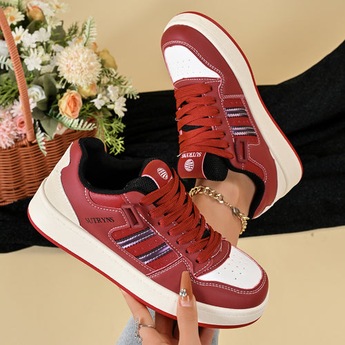 Damen Sportliche Sneakers mit stabiler Laufsohle und modischen Akzenten EB