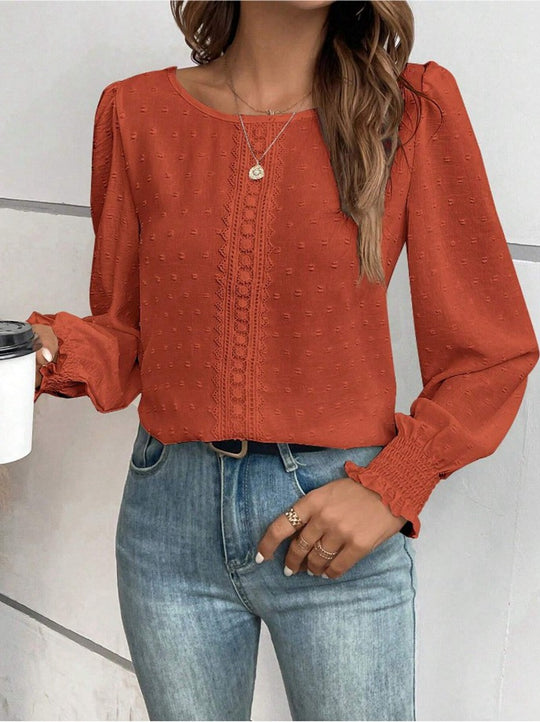 Damen luftige Bluse mit feinem Stickmuster EB
