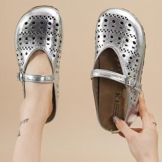 Damen Clogs mit luftigen Cut-Outs und verstellbarem Riemen EB