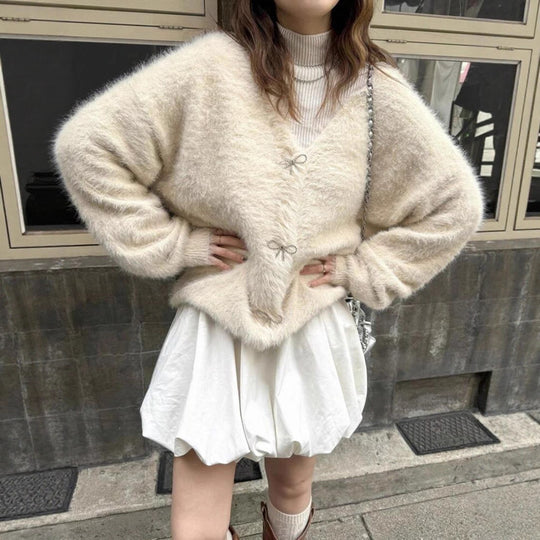 Damen Flauschiger Mohair‑Optik Cardigan mit dekorativen Schleifenverschlüssen EB