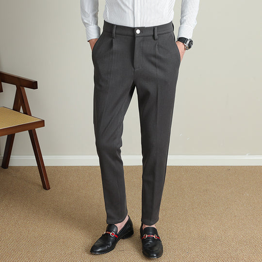 Herren Moderne Business-Hose mit eleganter Nadelstreifenoptik EB
