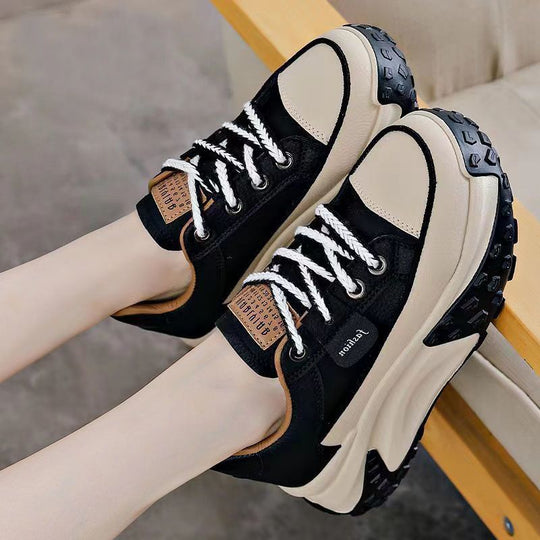 Damen Sportliche Sneaker mit rutschfester Sohle und verstärktem Komfort EB
