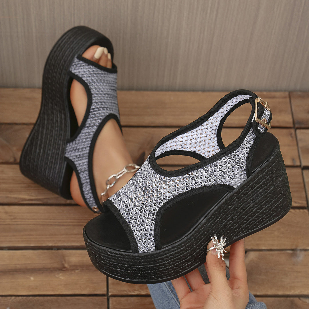 Damen Wedge-Sandalen mit perforiertem Obermaterial und anatomischem Fußbett EB