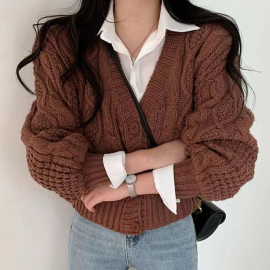 Damen Grobstrickcardigan mit voluminösen Ärmeln und strukturierter Oberfläche EB
