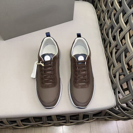 Damen Hochwertige Sneaker mit atmungsaktivem Mesh-Obermaterial und dämpfender Sohle von EB