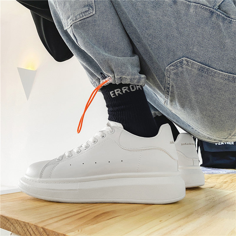 Damen Modische Plattform-Sneakers mit hochgezogener Sohle EB