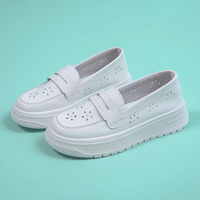 Damen Slip-On Sneakers mit atmungsaktivem Obermaterial und komfortablem Fußbett EB