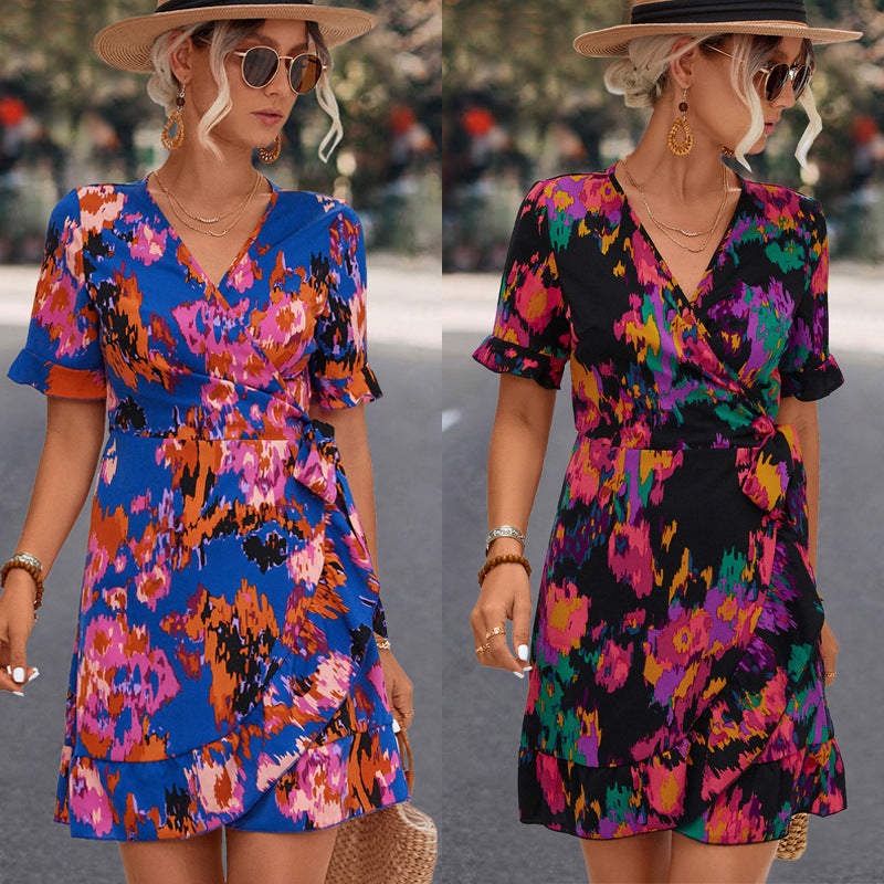 Damen Wickelkleid mit floralen Akzenten und elegantem Taillengurt EB