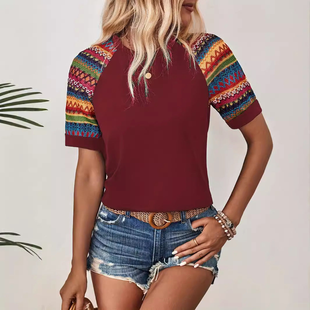 Damen T-Shirt mit bunten Ethno-Ärmeln und lässigem Schnitt EB