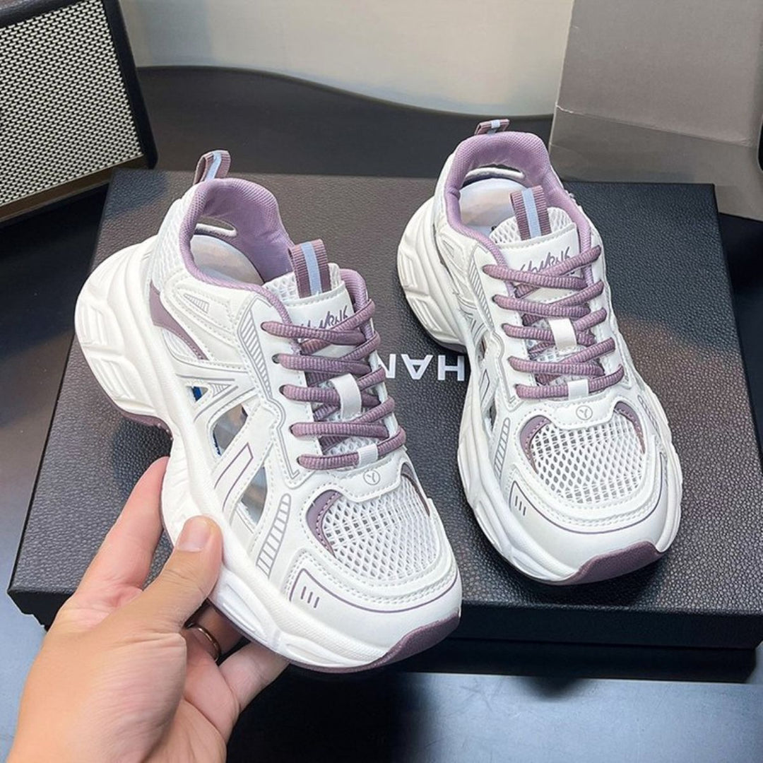 Damen Sportliche Mesh-Sneaker mit atmungsaktiver Konstruktion und dämpfender Sohle EB