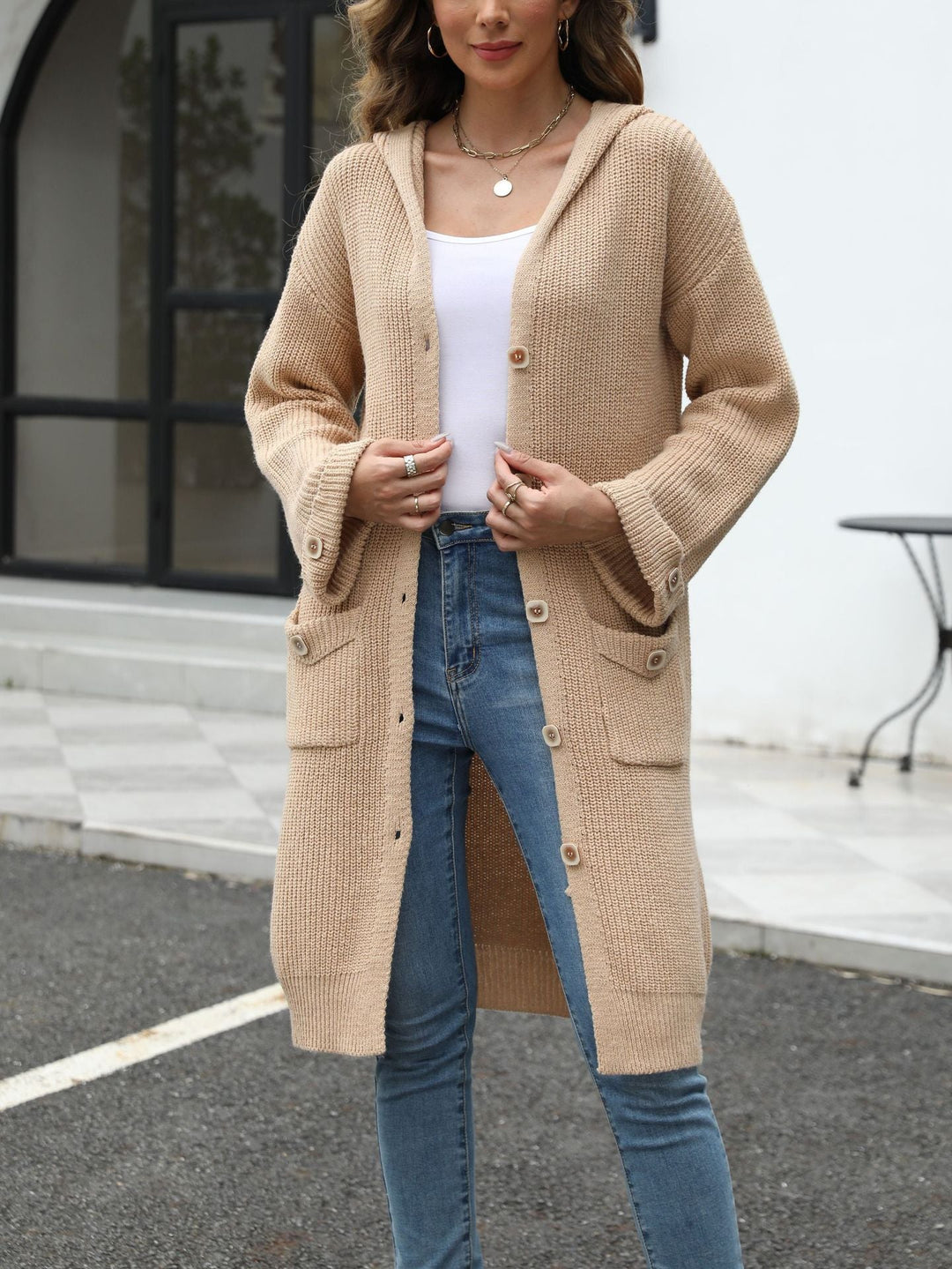 EB | Lange Strickjacke Kapuze und Knopverschluss Lässiger Komfort
