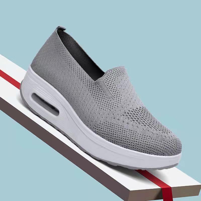 Damen Bequeme und luftige Slip-On Sneakers EB