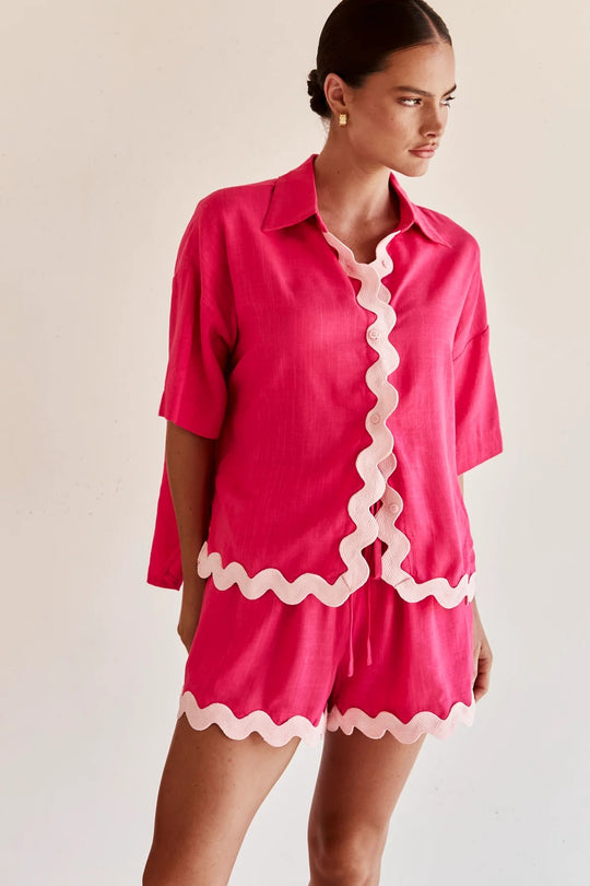 Damen Freizeit Set mit stylischem Kurzarm-Hemd und lässigen Shorts EB