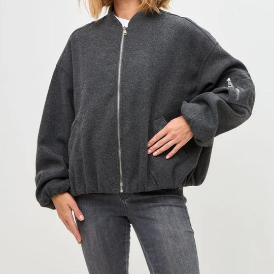 Damen Modernes Oversize-Fleecejacke mit hochgeschlossenem Kragen und seitlichen Eingrifftaschen EB