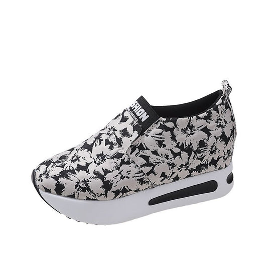 Damen Sportliche Slip-On Sneakers mit floralem Muster und rutschfester Sohle EB
