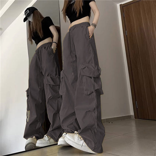 Damen Cargo-Hose im urbanen Stil mit weitem Schnitt und praktischen Seitentaschen EB
