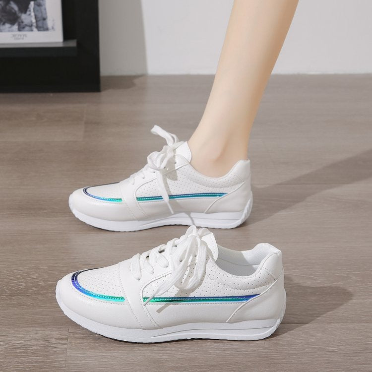 Damen modische und atmungsaktive Sport-Sneaker mit perforiertem Obermaterial und reflektierenden Akzenten EB
