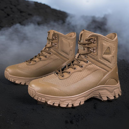 Herren Hochleistungs Trekkingstiefel mit rutschfester Sohle und atmungsaktivem Obermaterial EB