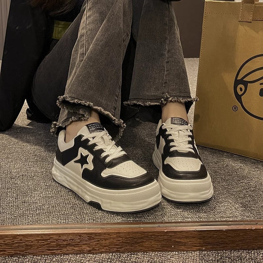 Damen Chunky Sneakers mit sportlichem Design und hochwertiger Polsterung EB