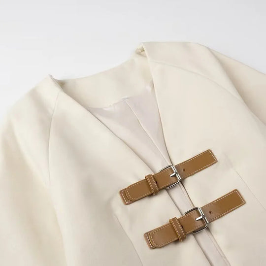 Damen elegante Kurzjacke mit praktischen Schnallenverschlüssen EB