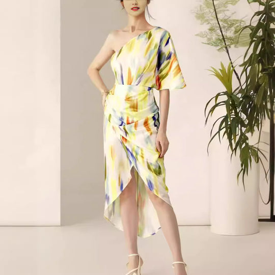 Damen One-Shoulder Kleid mit asymmetrischem Saum und fließendem Schnitt EB
