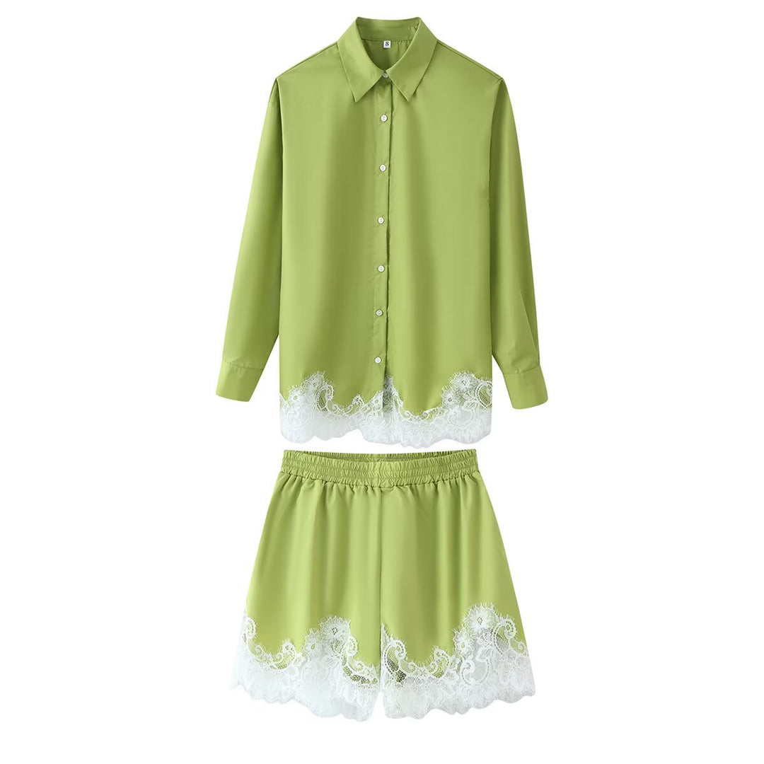 Damen nan zweiteiliges Satin-Pyjama-Set mit Hemdbluse, Gummibund-Shorts und Spitzenbesatz EB