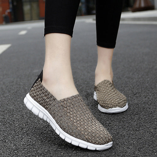Damen Atmungsaktive Slip-On Sneakers mit flexiblem und leichtem Design EB